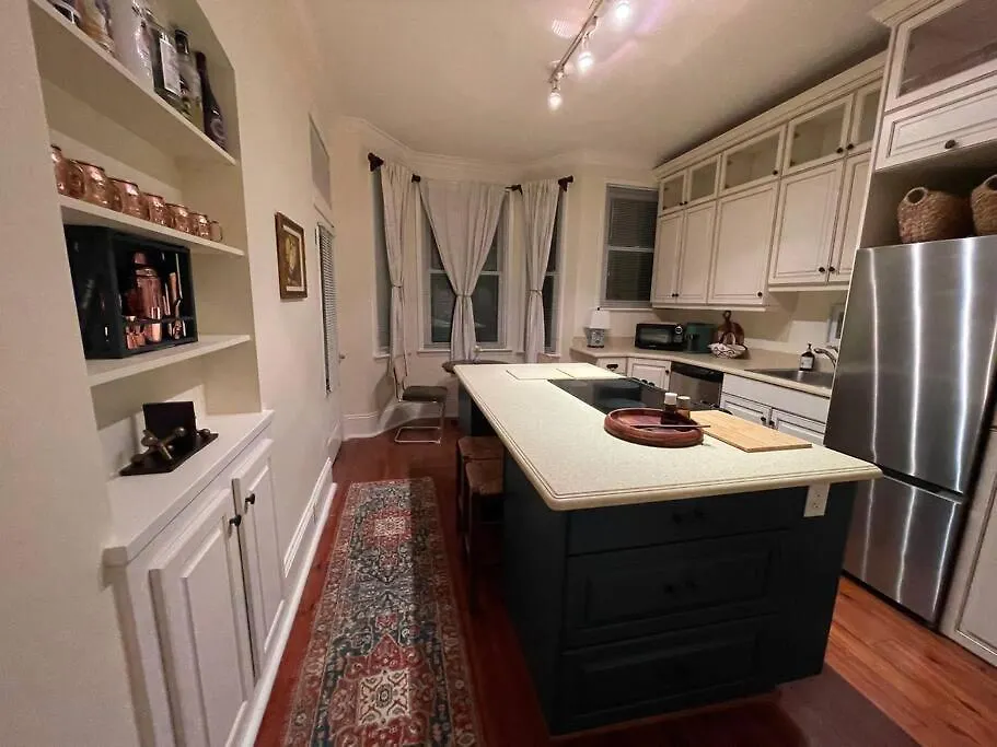 Vakantiehuis Charming Historic District Parlor Level Apartment Savannah