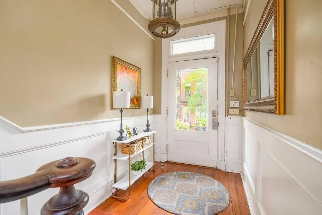 Vakantiehuis Charming Historic District Parlor Level Apartment Savannah